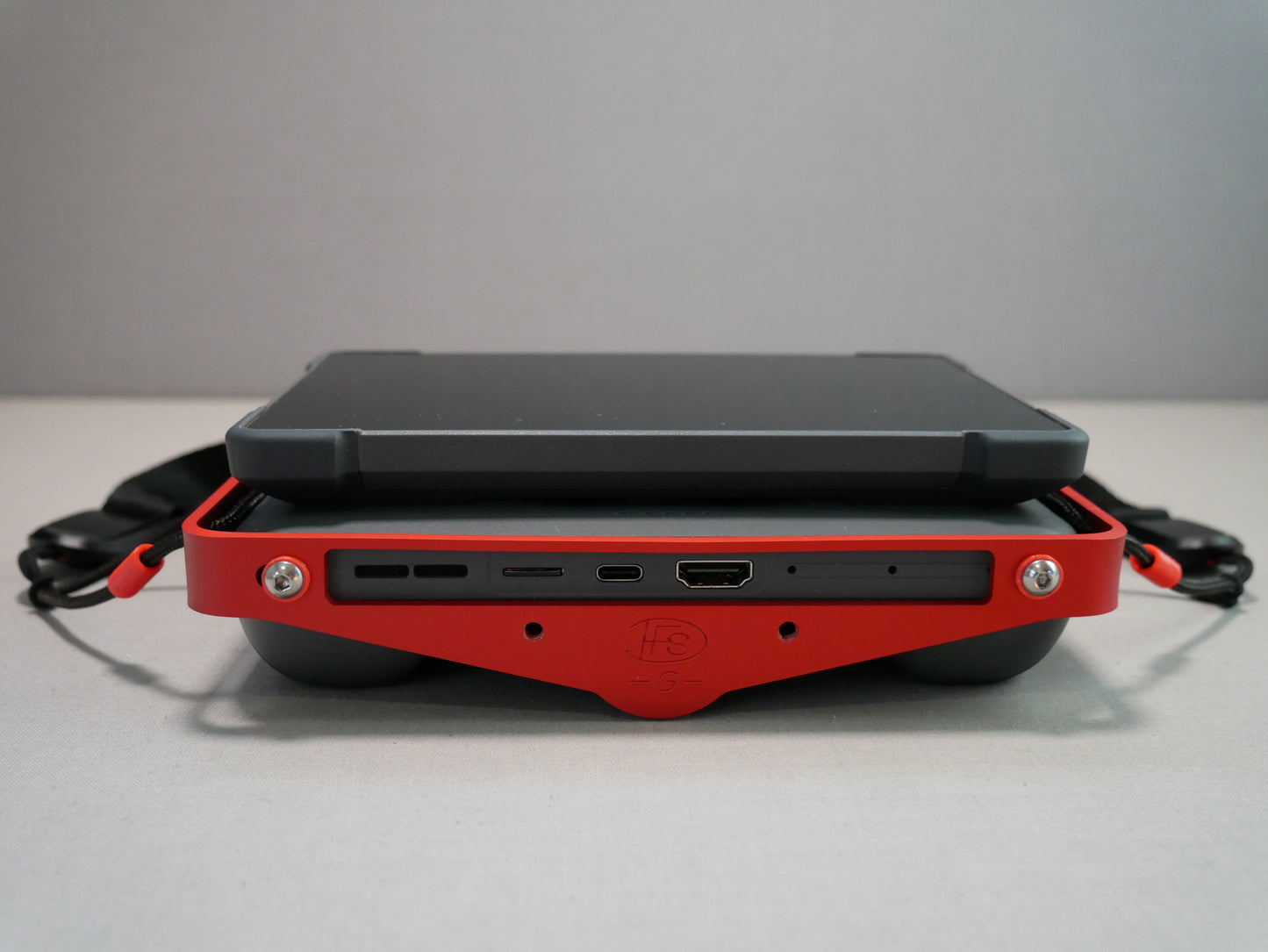 Halter mit Tragegurt für den DJI RC Pro 2 Controller Mavic 4
