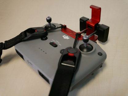 Tablethalter rot für DJI RC N1 / RC N2 Controller fertig montiert zur Aufnahme eines 6“  Tablets