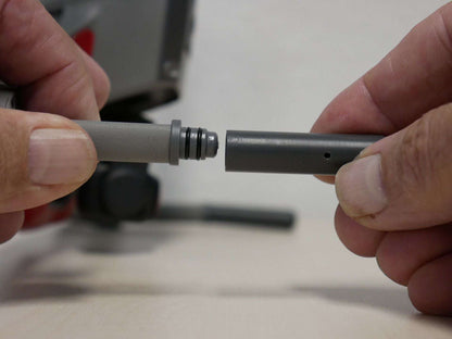 Passung Adapter des Landesgestell Systems mit Landefuß vor Montage