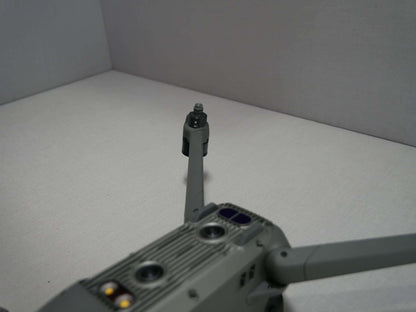 Montierter Adapter des Landegestell Systems an der DJI Mavic 3 hinten